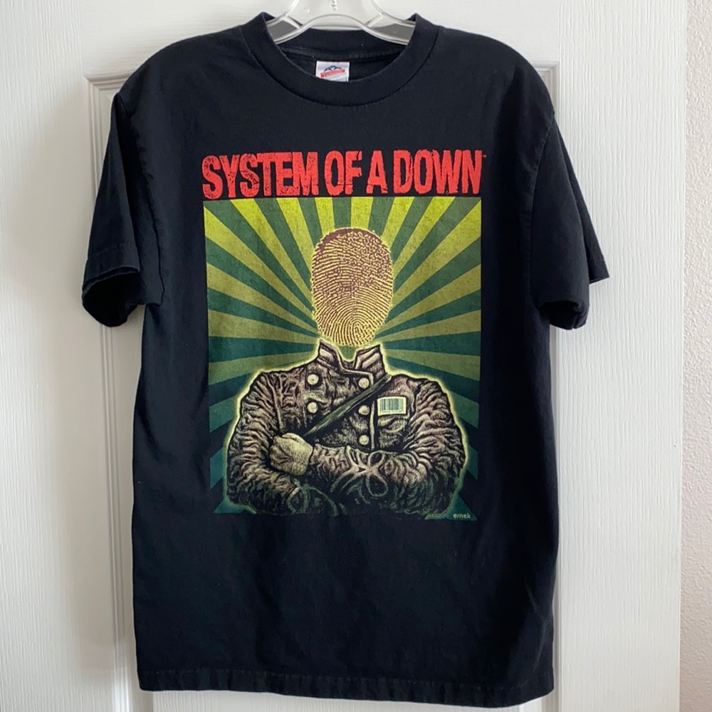 Hot Topic System of a Down shirt. Size M.
